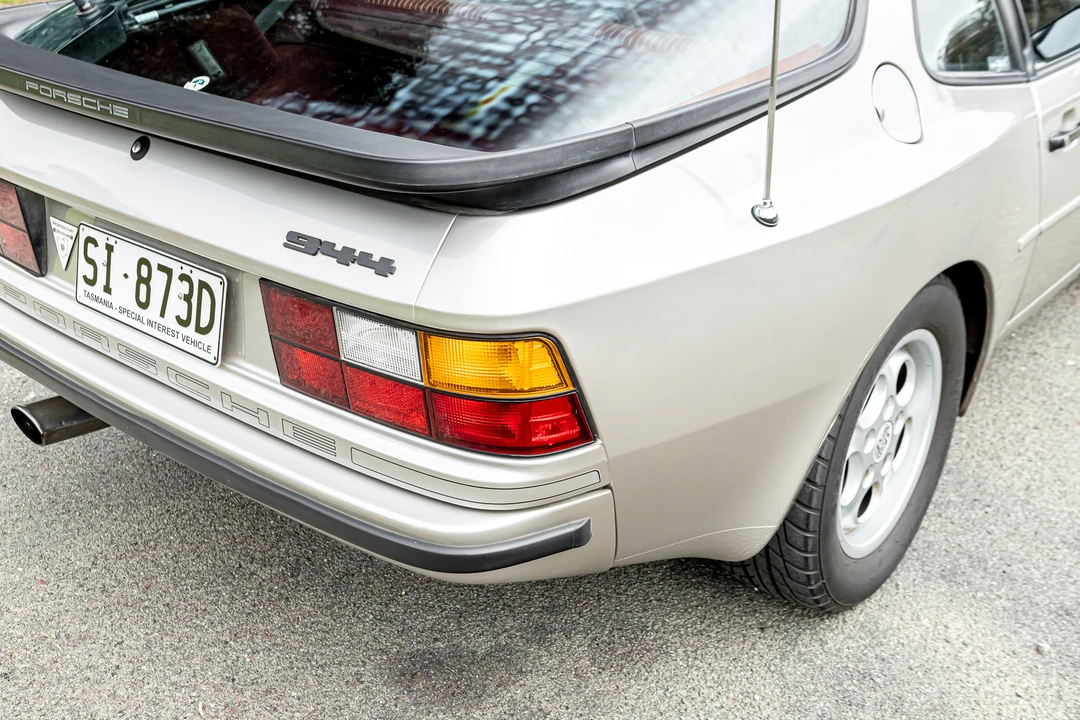 1987 Porsche 944 - Image 21 of 31