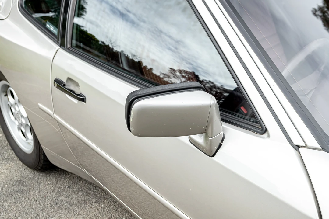 1987 Porsche 944 - Image 14 of 31