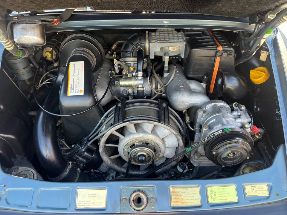 1987 Porsche 911 Carrera 3.2 - Image 17 of 24