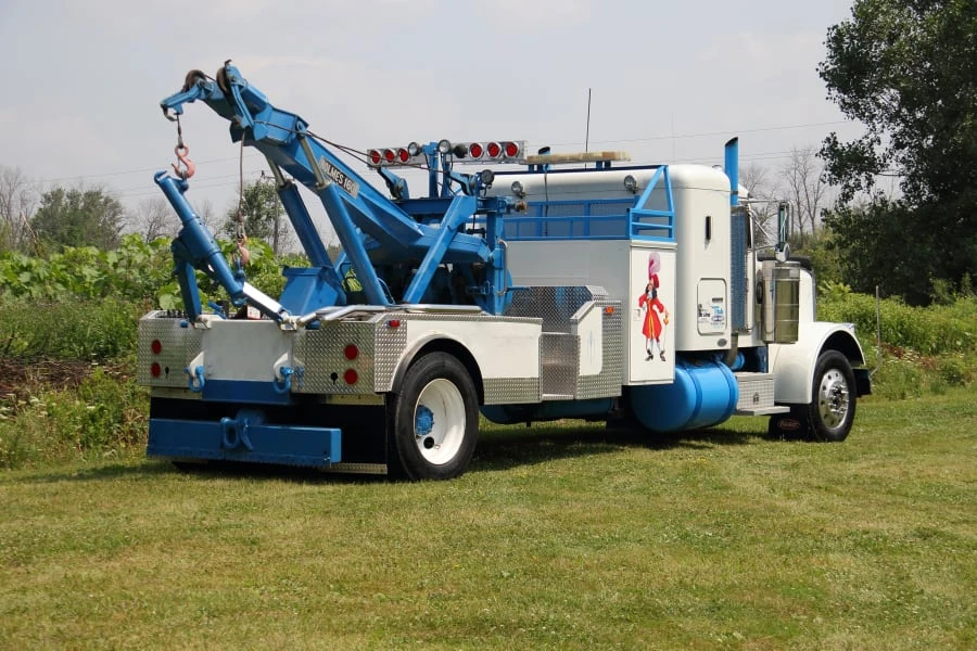 1987 Peterbilt 379 - Image 3 of 28