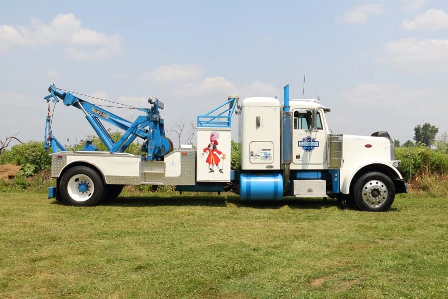 1987 Peterbilt 379 - Image 2 of 28