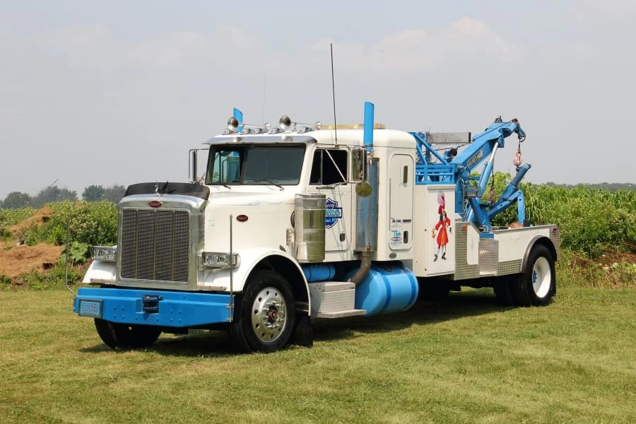 1987 Peterbilt 379 - Image 14 of 28