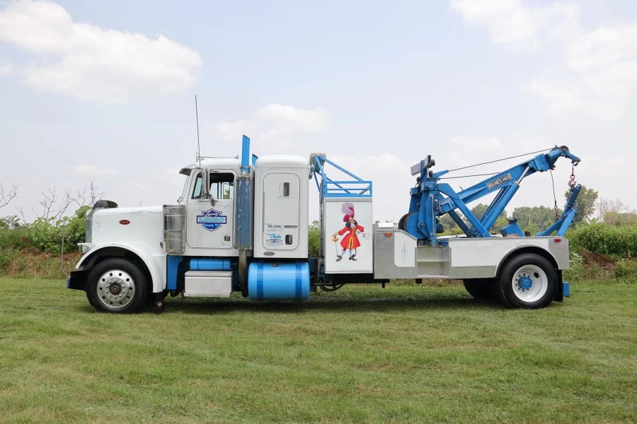 1987 Peterbilt 379 - Image 13 of 28