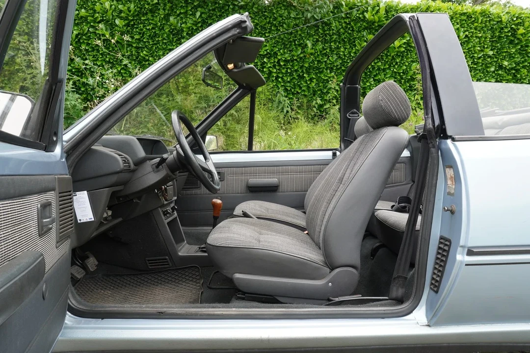1987 Peugeot 205 - Image 29 of 30