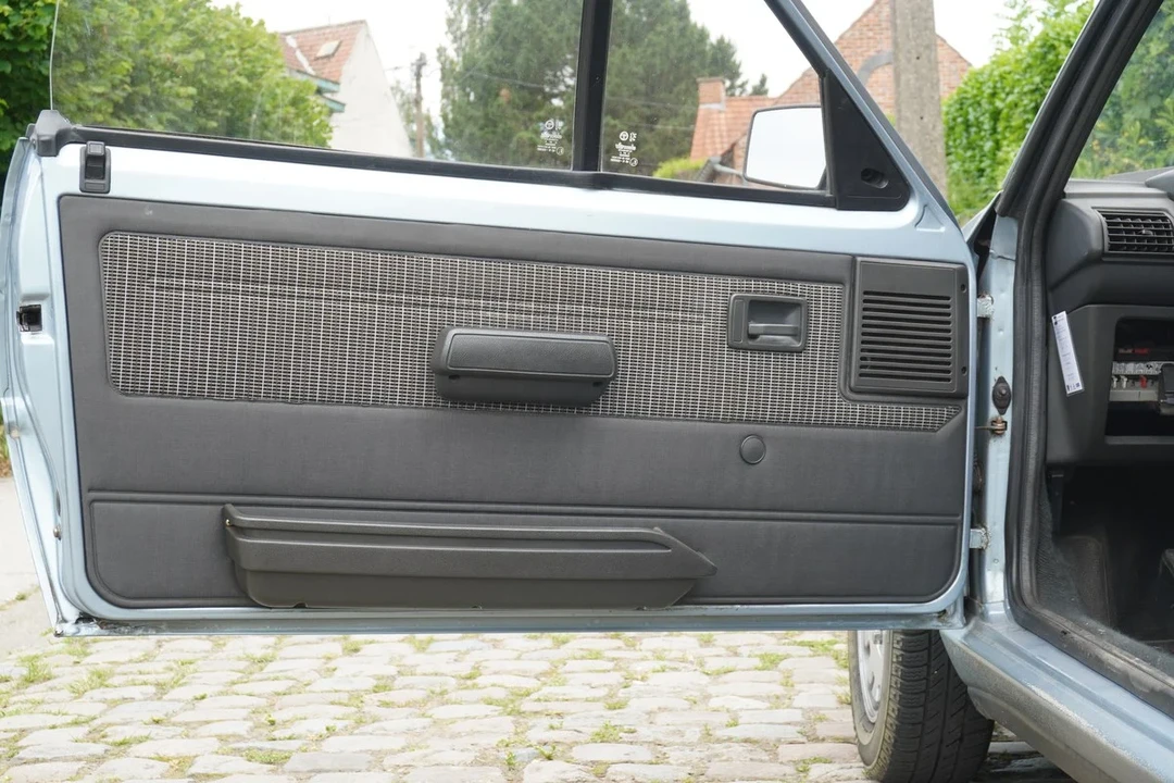 1987 Peugeot 205 - Image 24 of 30