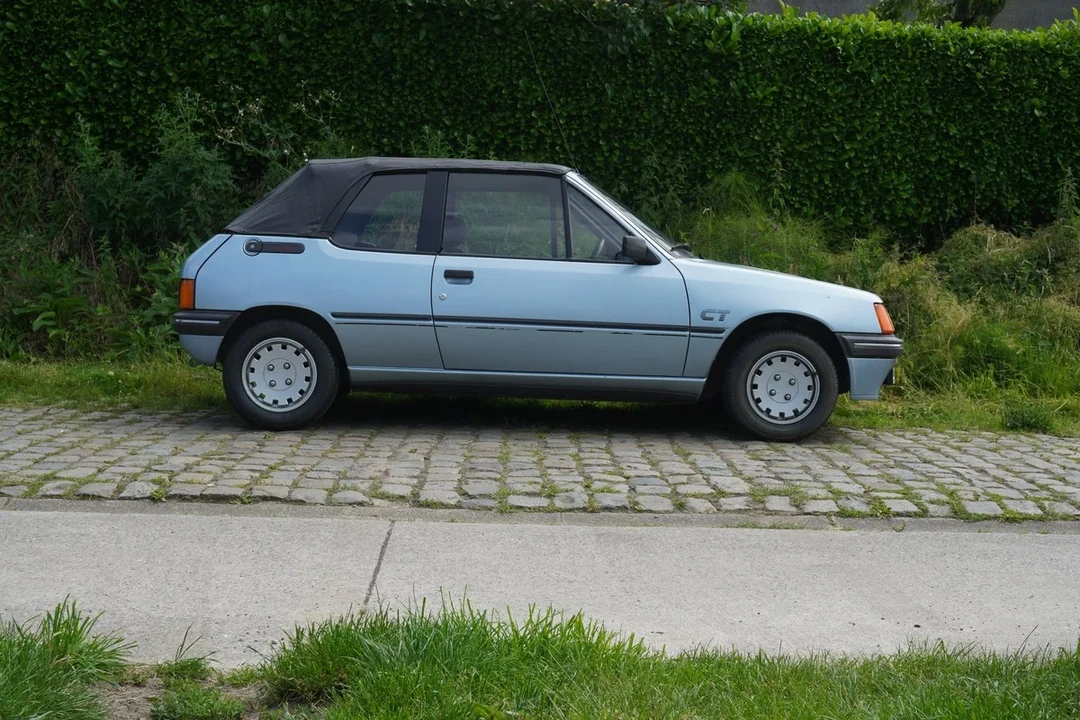 1987 Peugeot 205 - Image 13 of 30