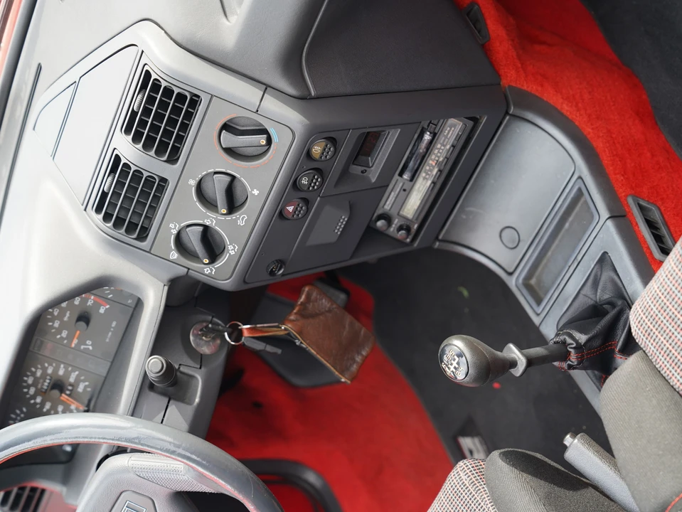 1987 Peugeot 205 - Image 28 of 31