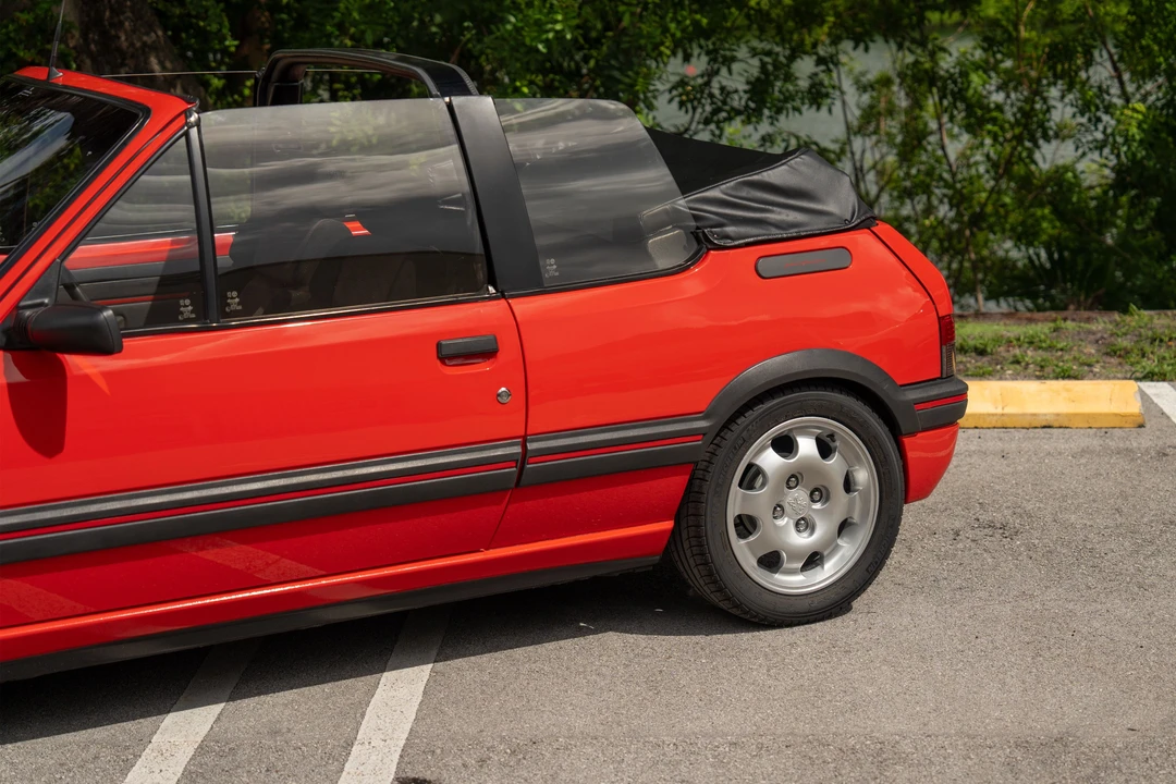 1987 Peugeot 205 - Image 14 of 31