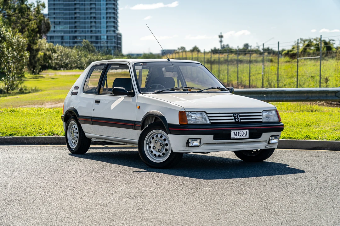 1986 Peugeot 205 GTI - Image 25 of 31