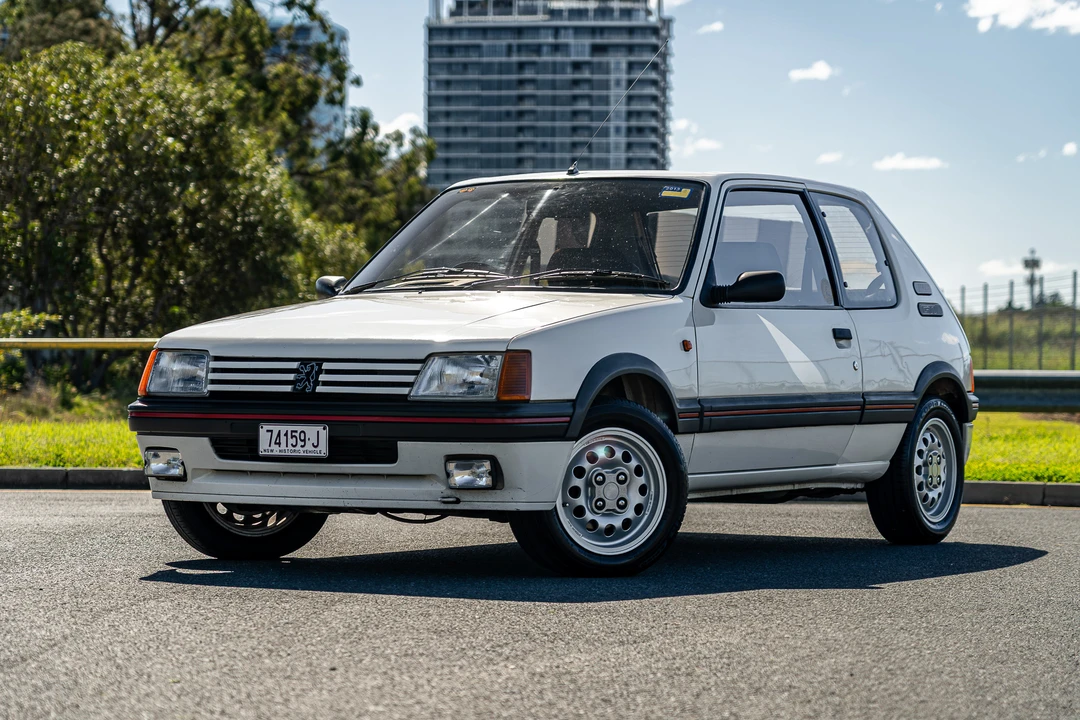 1986 Peugeot 205 GTI - Image 26 of 31