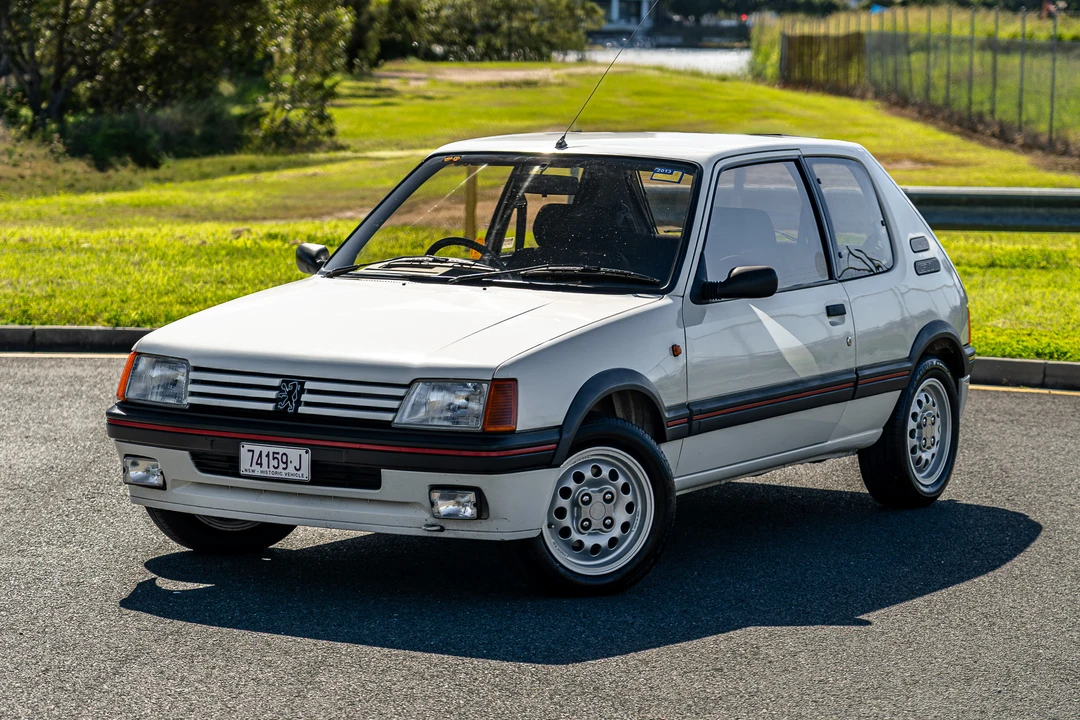 1986 Peugeot 205 GTI - Image 17 of 31