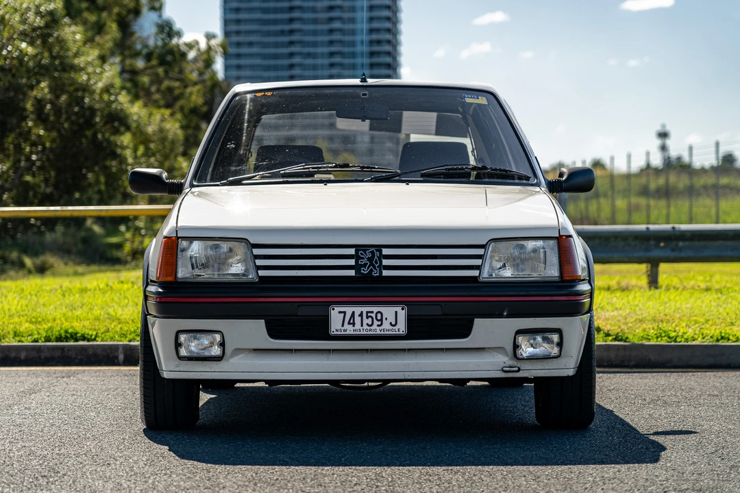 1986 Peugeot 205 GTI - Image 2 of 31