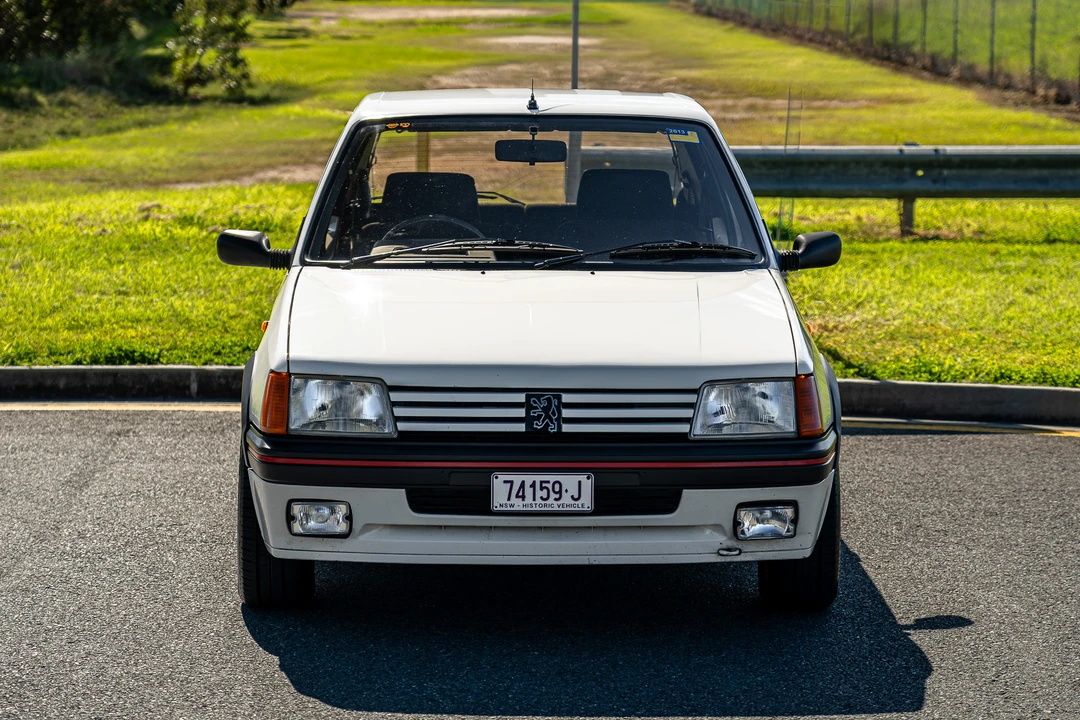 1986 Peugeot 205 GTI - Image 27 of 31