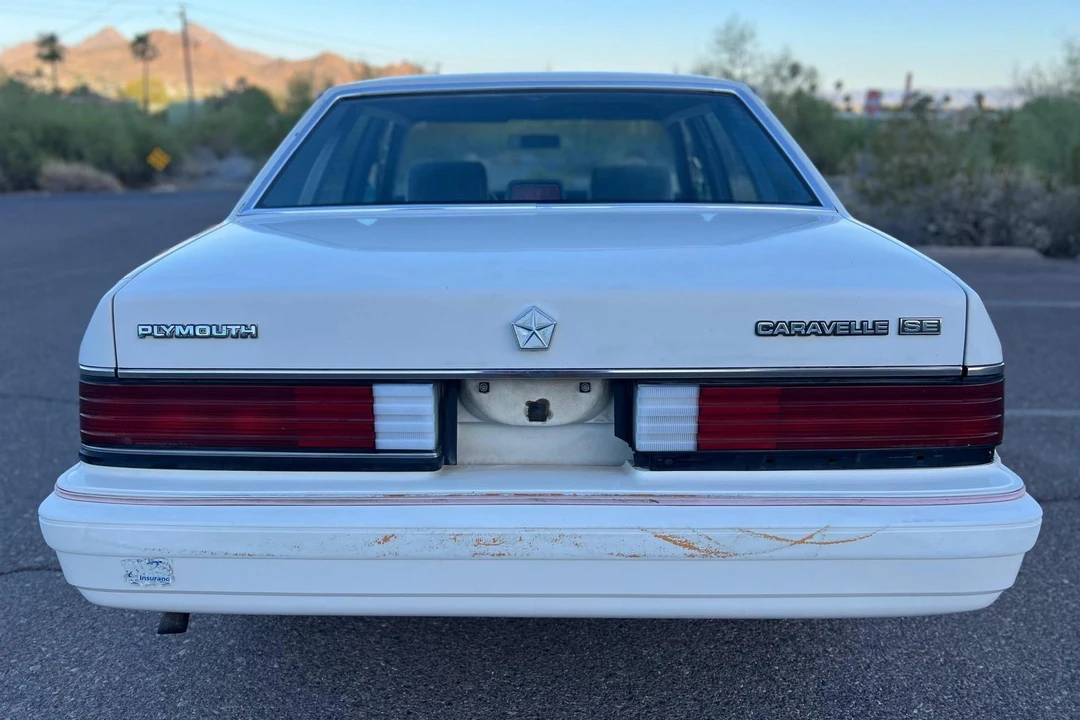 1987 Plymouth - Image 5 of 31