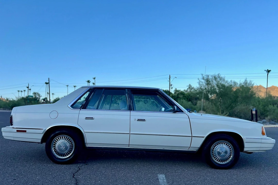 1987 Plymouth - Image 3 of 31