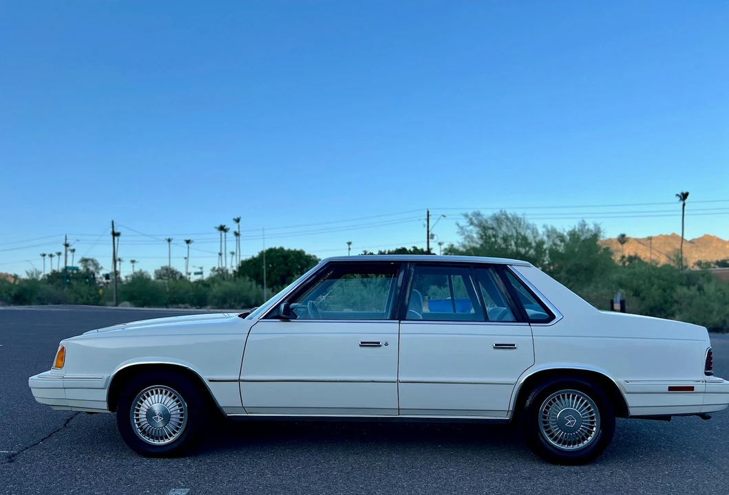 1987 Plymouth - Image 11 of 31