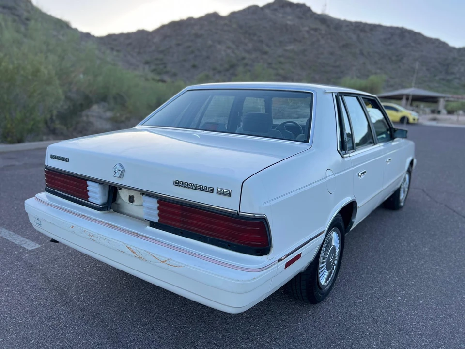 1987 Plymouth - Image 14 of 31
