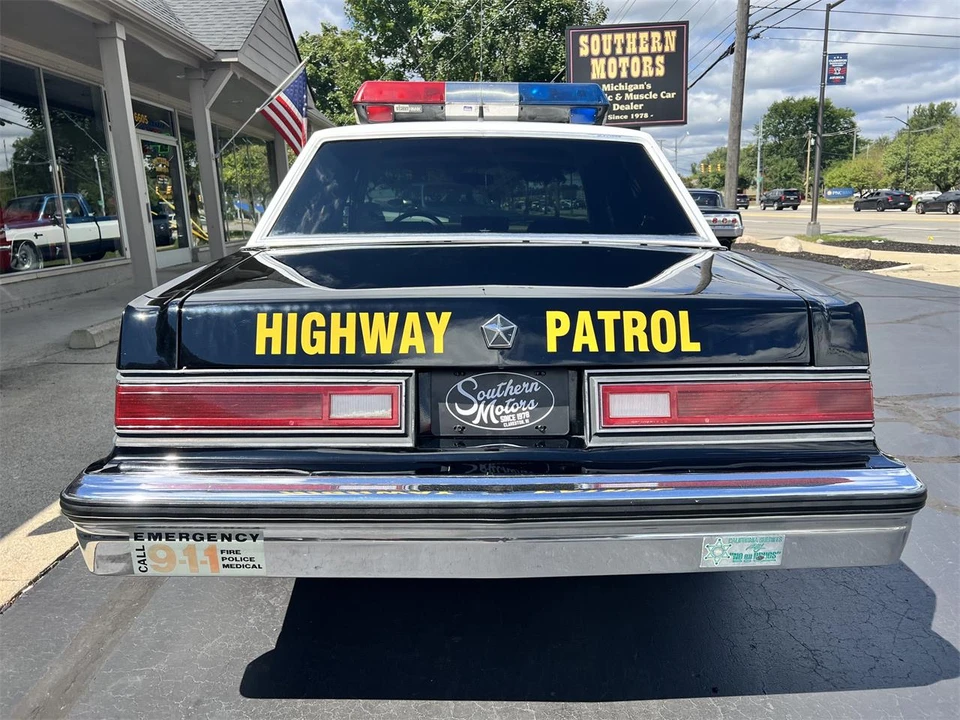 1987 Plymouth Fury - Image 24 of 31
