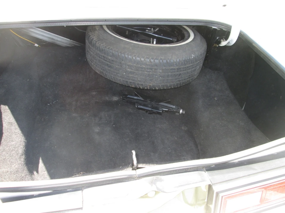 1987 Plymouth Fury - Image 16 of 25