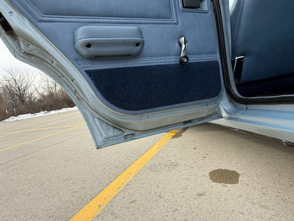 1987 Plymouth Horizon - Image 18 of 21