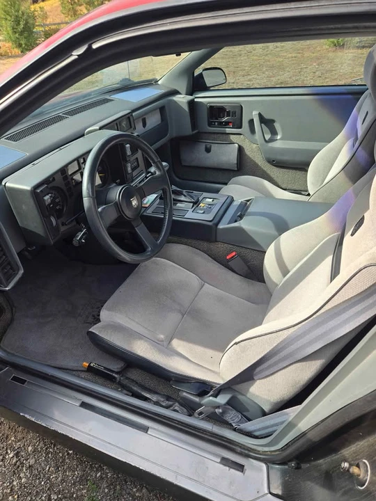 1987 Pontiac Fiero - Image 4 of 7
