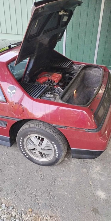 1987 Pontiac Fiero - Image 3 of 3