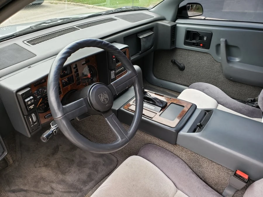 1987 Pontiac Fiero - Image 4 of 11