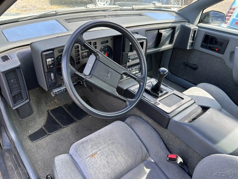 1987 Pontiac Fiero - Image 7 of 8