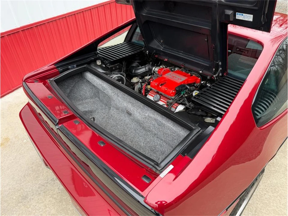 1987 Pontiac Fiero - Image 21 of 31