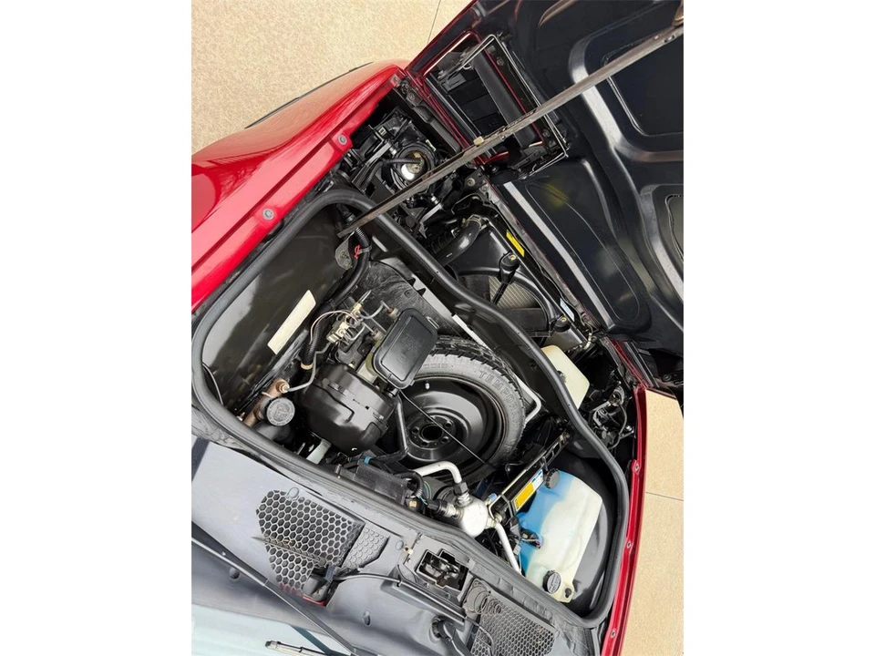 1987 Pontiac Fiero - Image 27 of 31