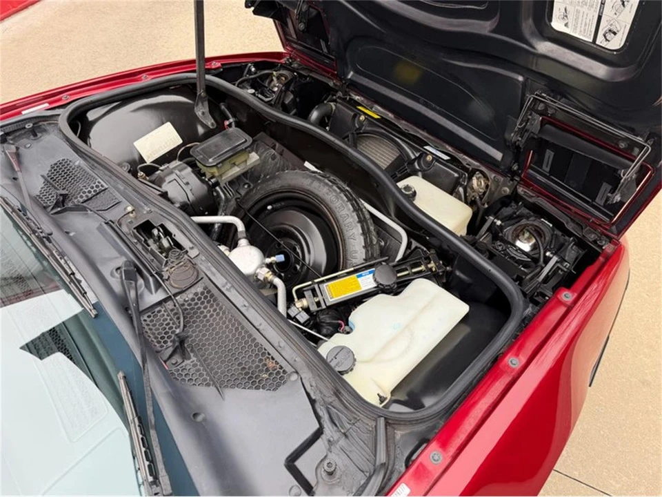 1987 Pontiac Fiero - Image 30 of 31
