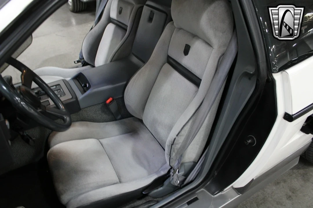 1987 Pontiac Fiero - Image 20 of 21