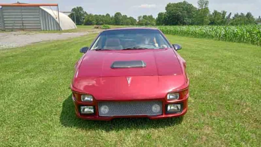 1987 Pontiac Fiero - Image 3 of 15