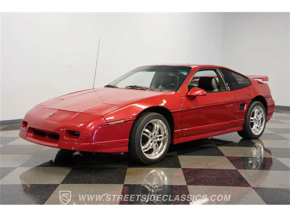1987 Pontiac Fiero - Image 4 of 31