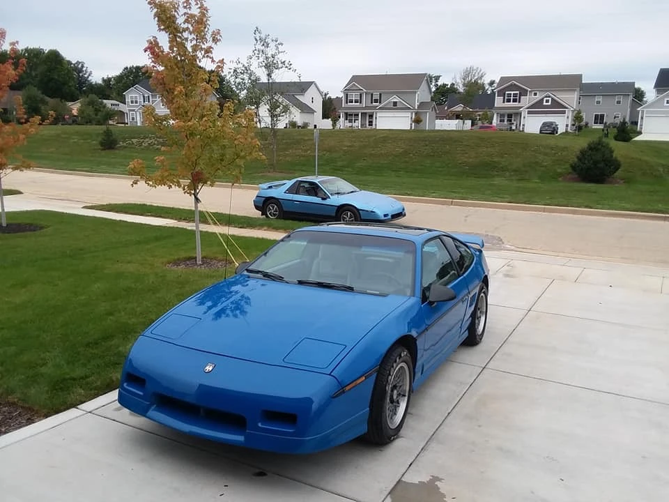1987 Pontiac Fiero - Image 6 of 31
