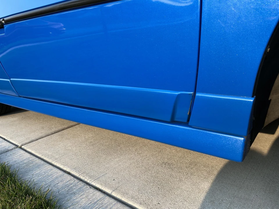 1987 Pontiac Fiero - Image 24 of 31