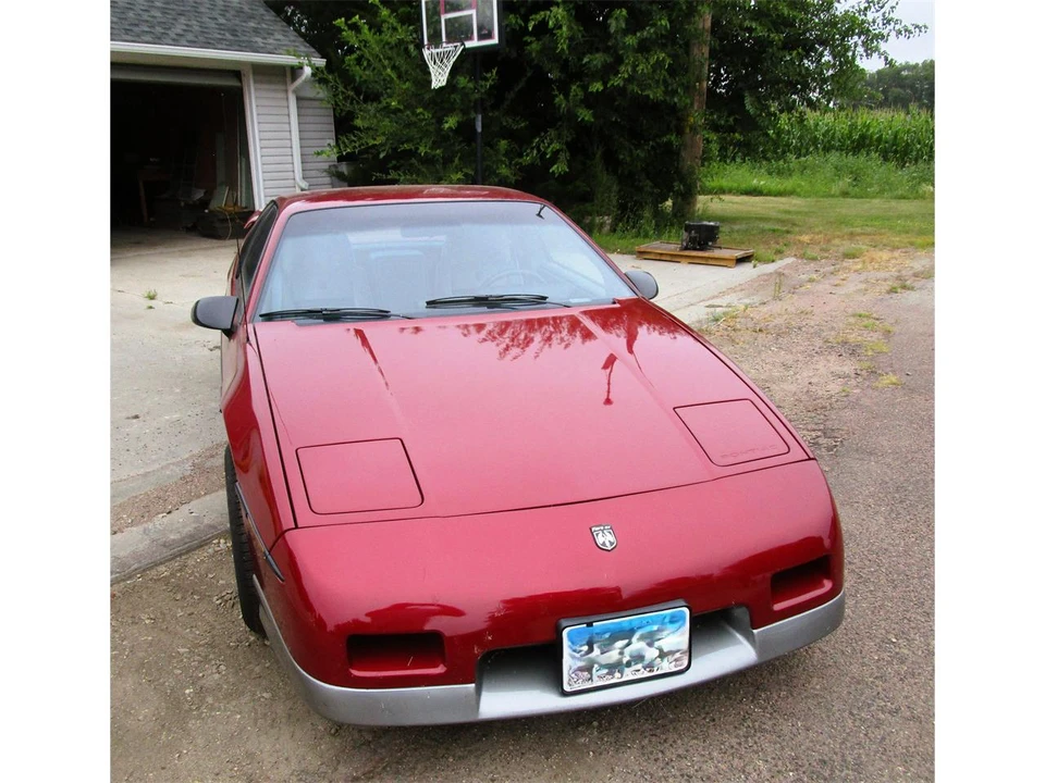 1987 Pontiac Fiero GT - Image 8 of 31
