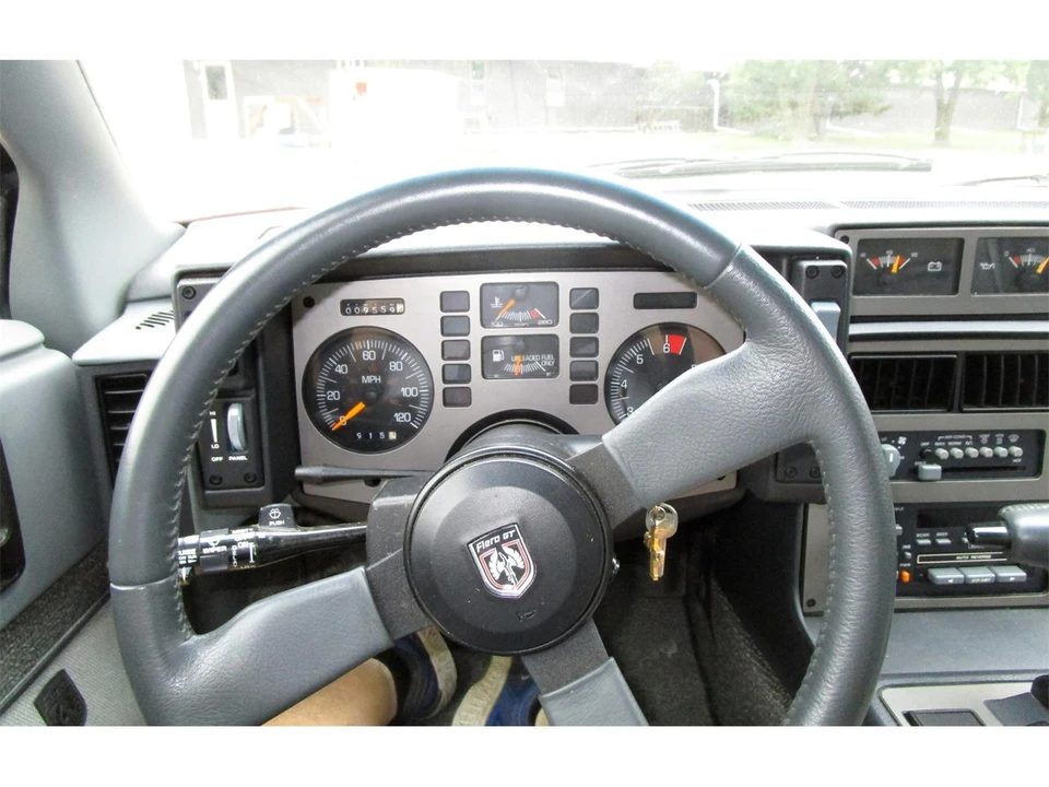 1987 Pontiac Fiero GT - Image 15 of 31