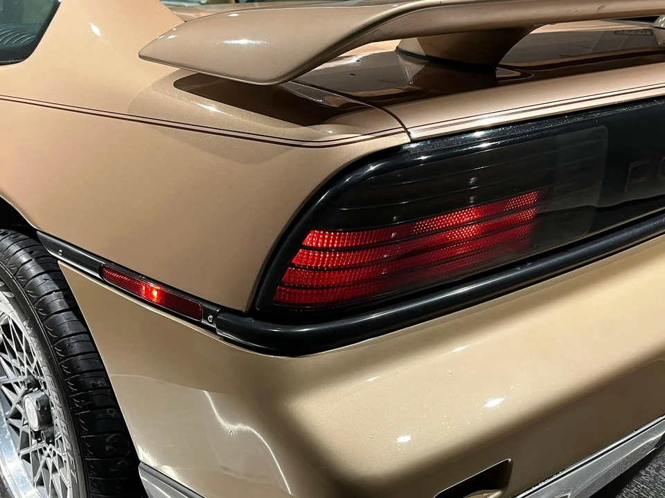 1987 Pontiac Fiero GT - Image 23 of 31