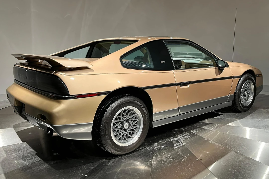 1987 Pontiac Fiero GT - Image 4 of 31
