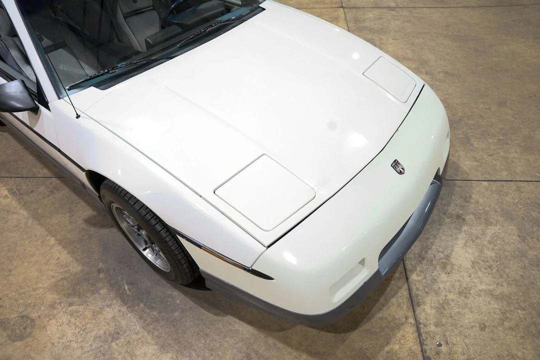 1987 Pontiac Fiero GT - Image 18 of 31
