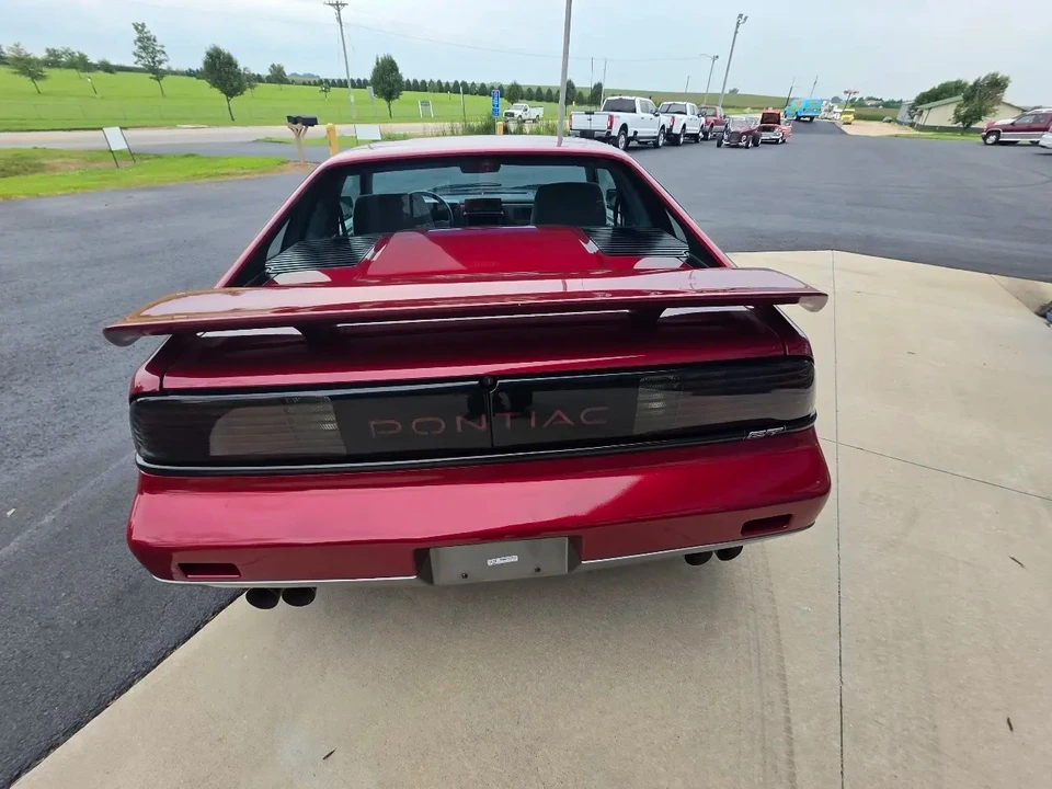 1987 Pontiac Fiero GT - Image 18 of 31