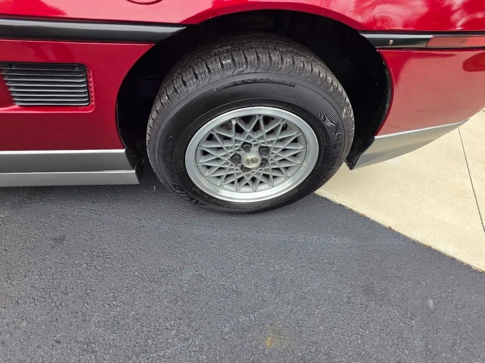 1987 Pontiac Fiero GT - Image 25 of 31