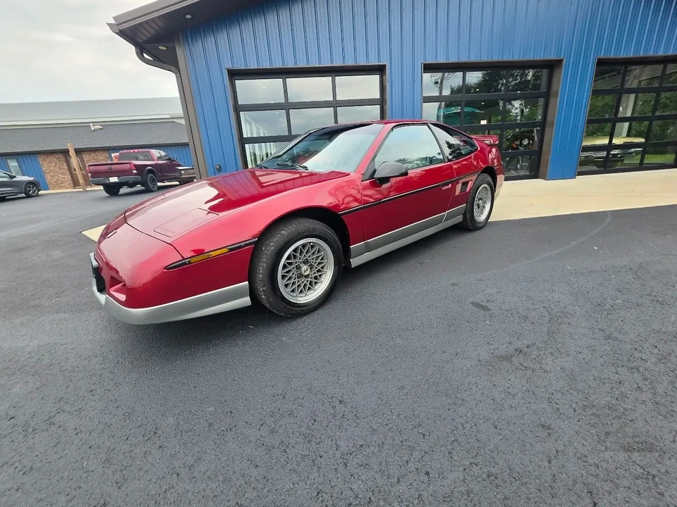 1987 Pontiac Fiero GT - Image 6 of 31