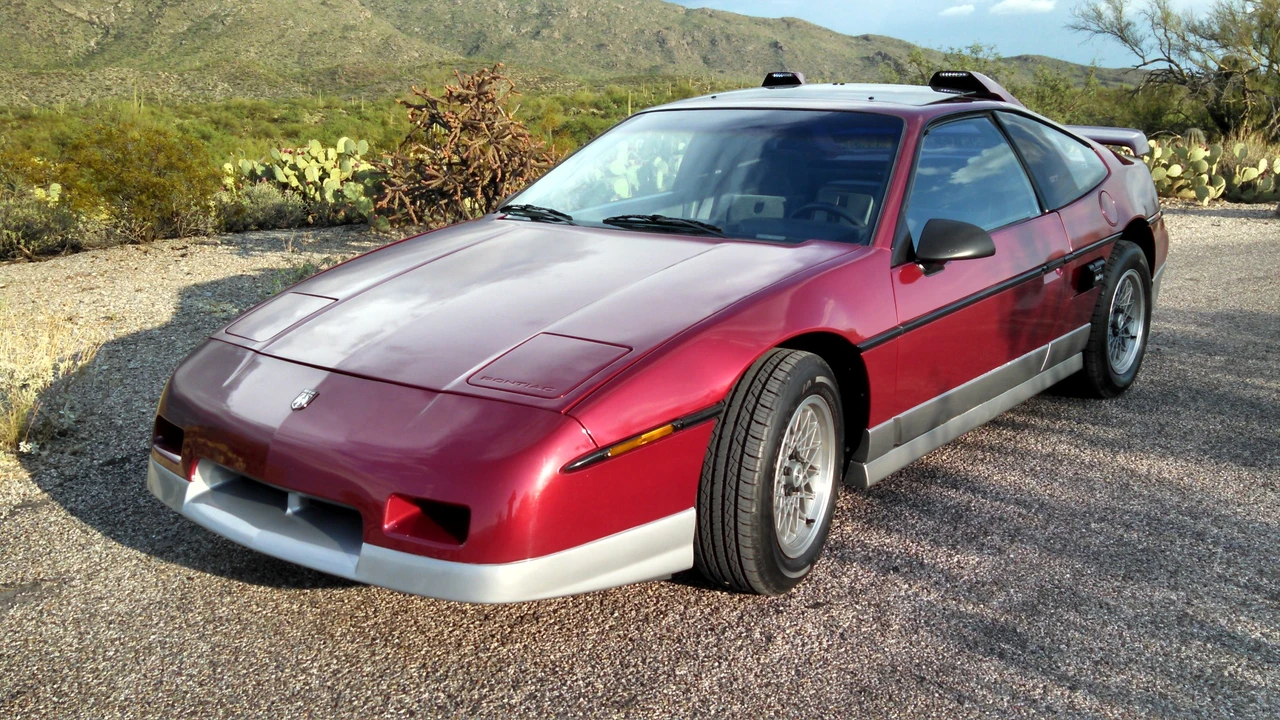 1987 Pontiac Fiero GT - Image 4 of 31