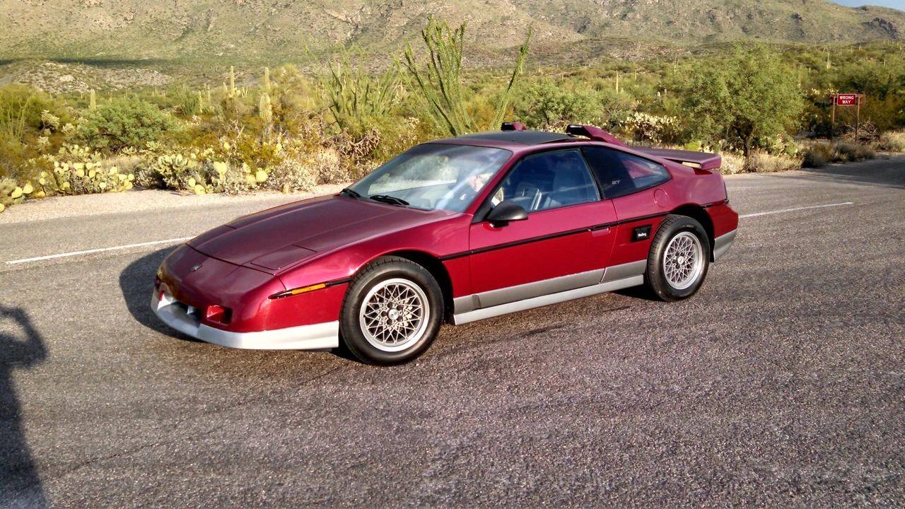 1987 Pontiac Fiero GT - Image 16 of 31
