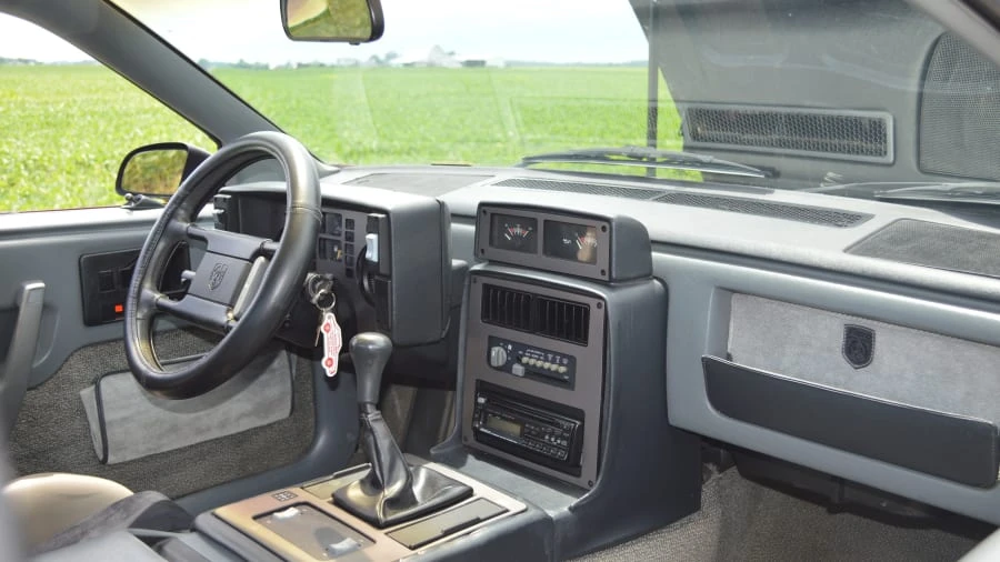 1987 Pontiac Fiero - Image 5 of 12
