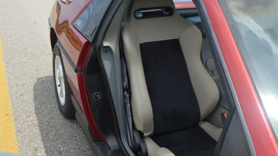 1987 Pontiac Fiero - Image 7 of 12