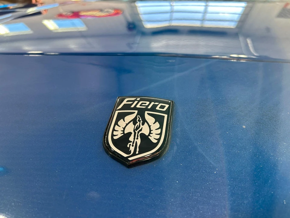 1987 Pontiac Fiero - Image 14 of 31