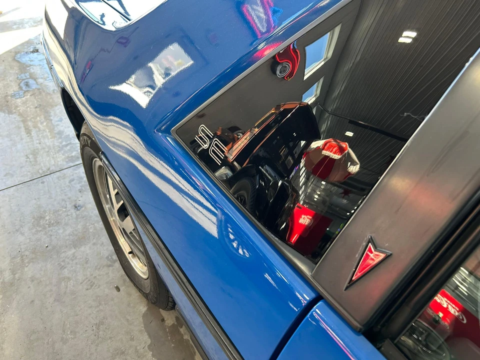 1987 Pontiac Fiero - Image 29 of 31